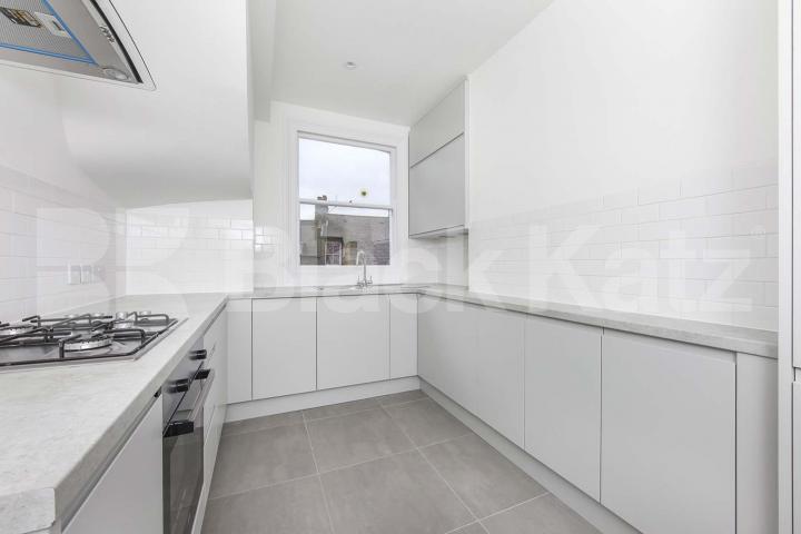 Triplex & offering 1160 Sq. Ft. of living & entertaining space Kendoa Road, Clapham